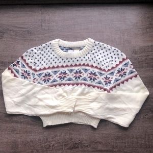 Urban outfitters Cropped sweater NWT